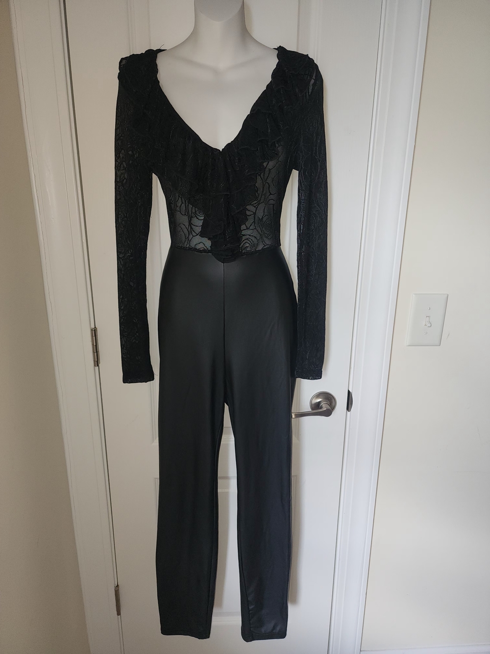 Black Lace Ruffle V-Neck Long Sleeve Jumpsuit